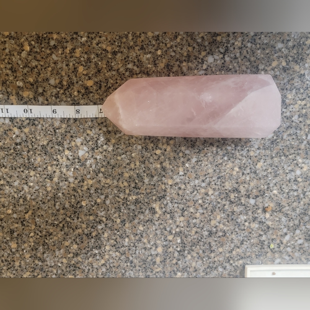 Large Rose Quartz Generator - Picture 2 of 5